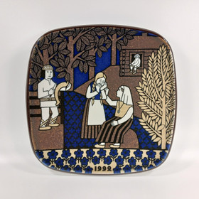 Kalevala vuosilautanen 1992, Arabia, design Raija Uosikkinen