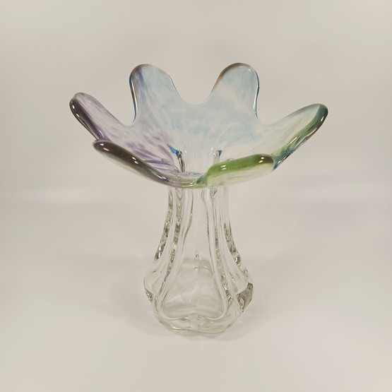 Maljakko, Kukkainen, sign. Helena Tynell, Riihimäen Lasi Oy