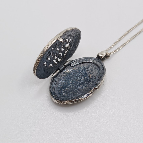 Medaljonki, Vuorisalmi, hopeaa 70-luvulta