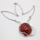 Kaulakoru, Meripihka, hopeaa