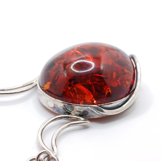 Kaulakoru, Meripihka, hopeaa