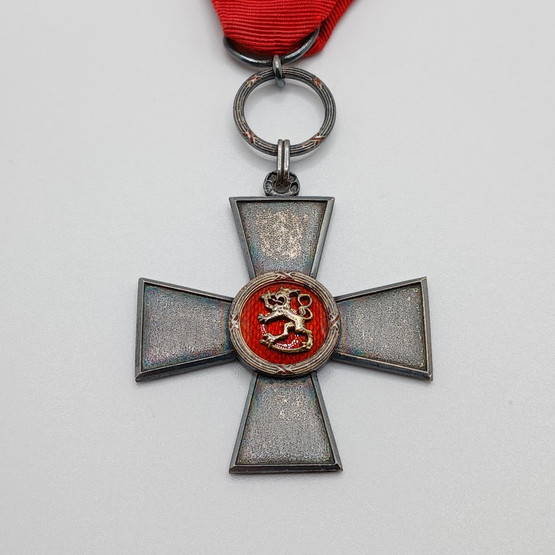 Suomen Leijonan Ansioristi