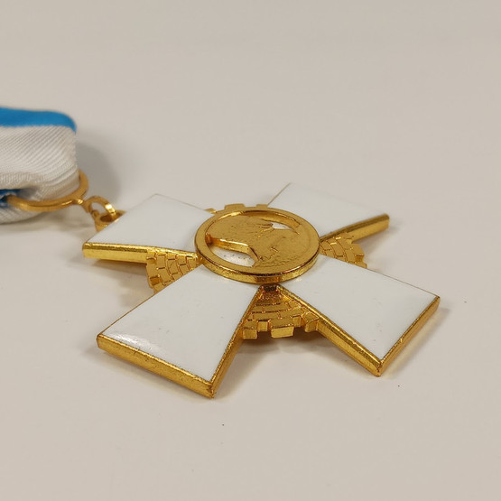 Sotaveteraanien kultainen ansioristi