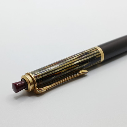Lyijytäytekynä, Pelikan 450