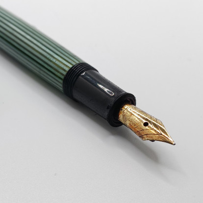 Täytekynä, Pelikan 140, kärki 14k kultaa