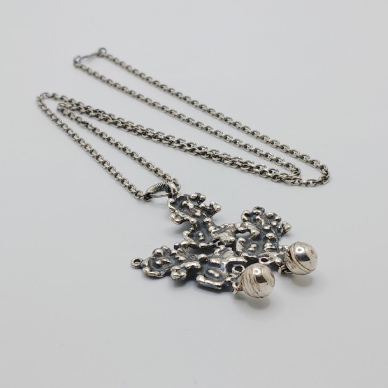 Kaulakoru, Kaarna, design Pentti Sarpaneva, hopeaa