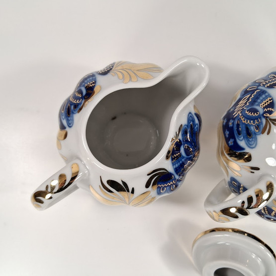 Kermakko ja sokerikko, Lomonosov