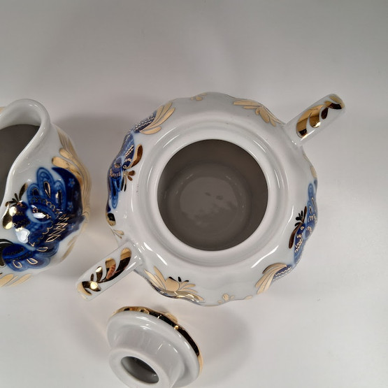 Kermakko ja sokerikko, Lomonosov