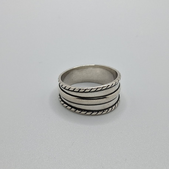 Karjaan sormus, Kalevala Koru