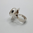 Sormus, design E. Granit, hopeaa