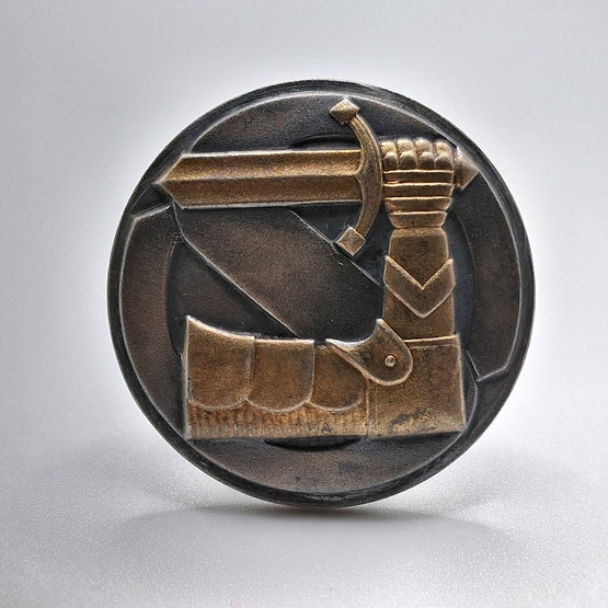 Ruuvimerkki, Suojeluskunta 1. luokan harrastusmerkki, hopeaa v. 1935