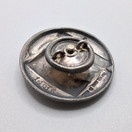 Ruuvimerkki, Suojeluskunta 1. luokan harrastusmerkki, hopeaa v. 1935