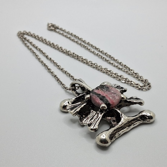 Kaulakoru, design Tapani Vanhatalo, 70-luku