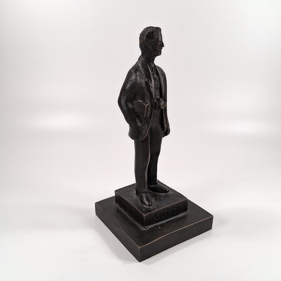 Antti-patsas, design Kari Ovaska -81