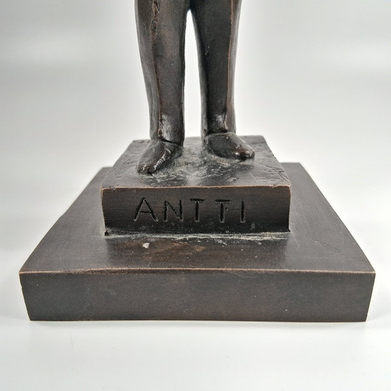 Antti-patsas, design Kari Ovaska -81