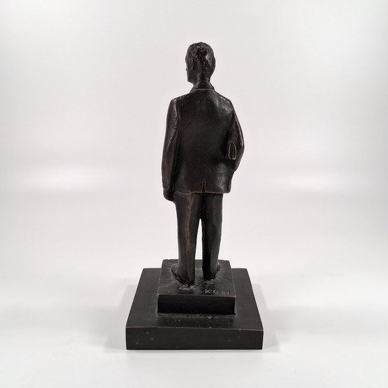 Antti-patsas, design Kari Ovaska -81