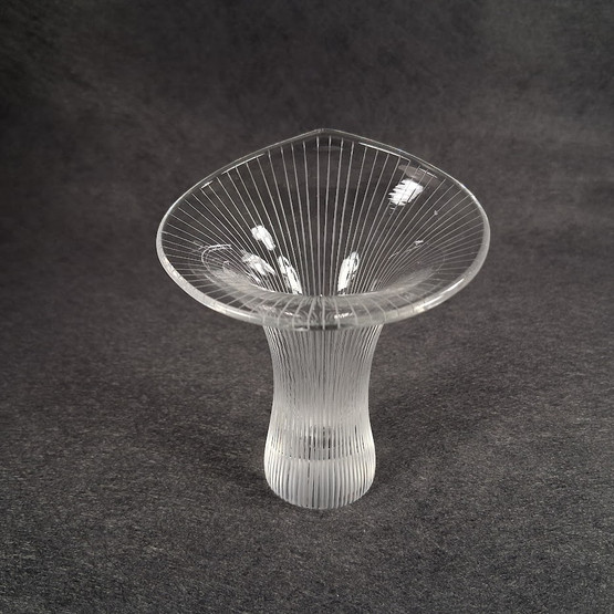 Taidelasi, Kanttarelli, Iittala, sign. Tapio Wirkkala