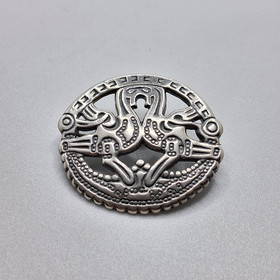 Rintakoru, Kuhmoisten kukot, Kalevala Koru, hopeaa