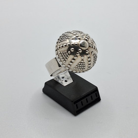 Filigraanipallosormus, Kalevala Koru, hopeaa