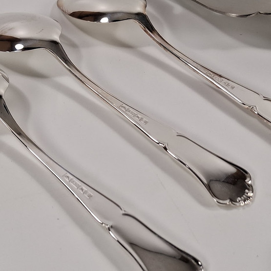 Kakkuottimet + 6kpl lusikka, Chippendale, hopeaa