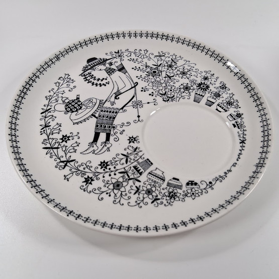 Aamiaissetti, Emilia, Arabia, design Raija Uosikkinen
