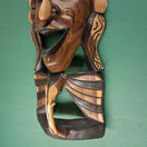 Seinäkoriste, naamio, puuta