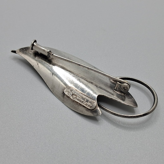 Rintakoru, E. Granit, hopeaa v. 1958