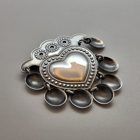 Rintakoru, Salt-sydän, Kalevala Koru, hopeaa