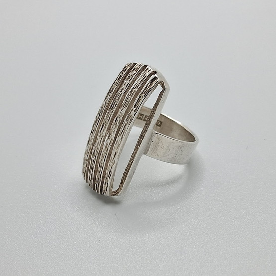 Sormus, PIA, hopeaa v. 1971