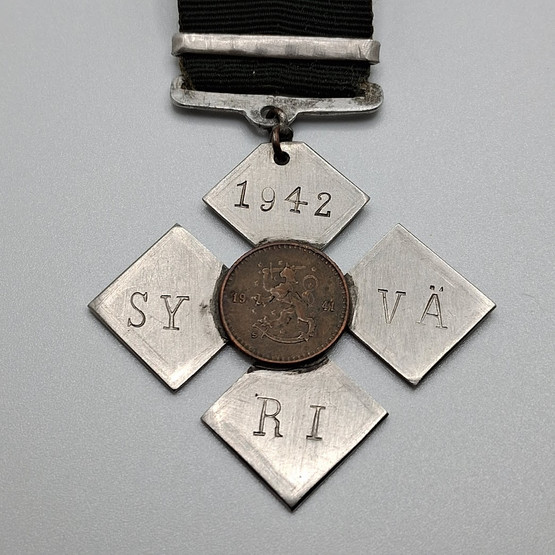 Puhdetyö, Syväri 1942