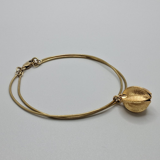 Rannekoru, Lumikukka, Kalevala Koru