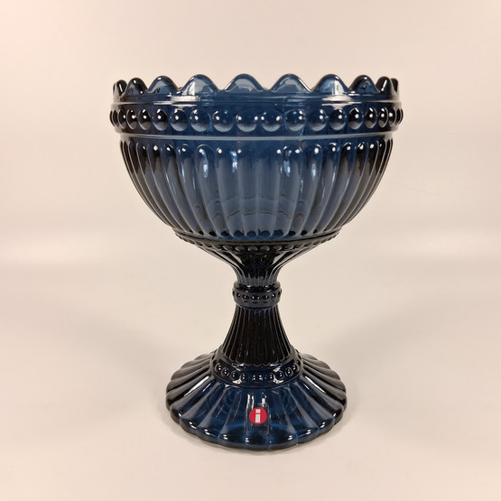 Mariskooli, Mustikansininen Marimekko