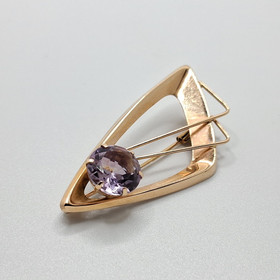 Brooch, 14k gold