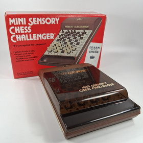 Chess game, Mini Sensory Chess Challenger