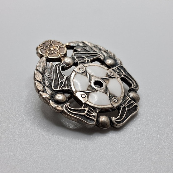 Rintamerkki, SVUL ansiomerkki, hopeaa v. 1961