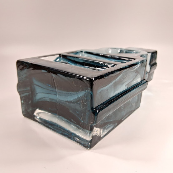 Maljakko, Piironki, siniharmaa, design Helena Tynell