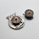 Rintamerkki 2kpl, Ammattiautoilijain liitto, hopeaa v. 1951