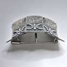 Rintakoru/riipus, design Elis Kauppi, Kupittaan Kulta