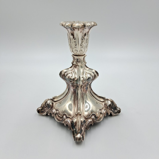 Kynttilänjalka, barokki, hopeaa v. 1967
