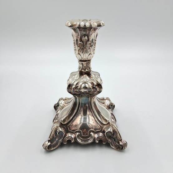 Kynttilänjalka, barokki, hopeaa v. 1967