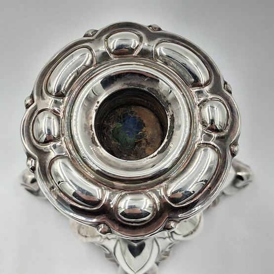 Kynttilänjalka, barokki, hopeaa v. 1969