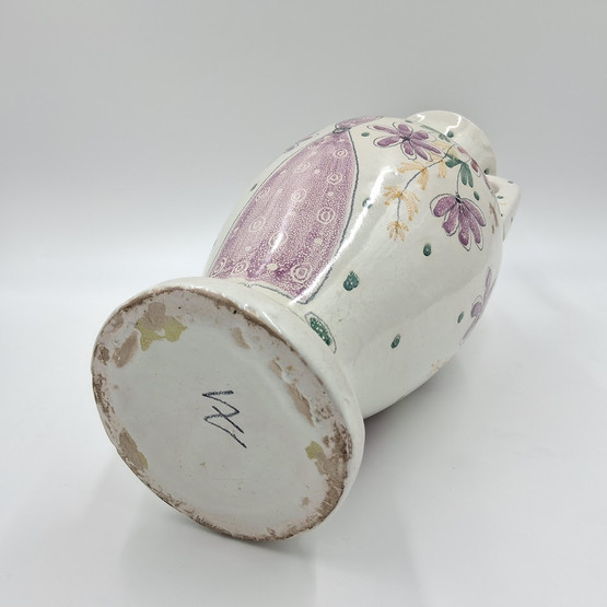 Vaasi, Kupittaan Savi, design Laila Zink