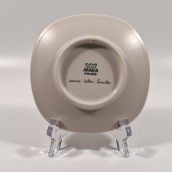 Seinälautanen, Juhannusruusu, Arabia, design Esteri Tomula