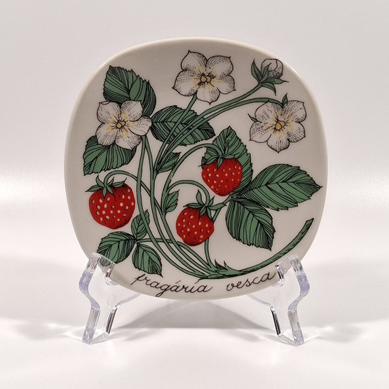 Seinälautanen, Ahomansikka, Arabia, design Esteri Tomula