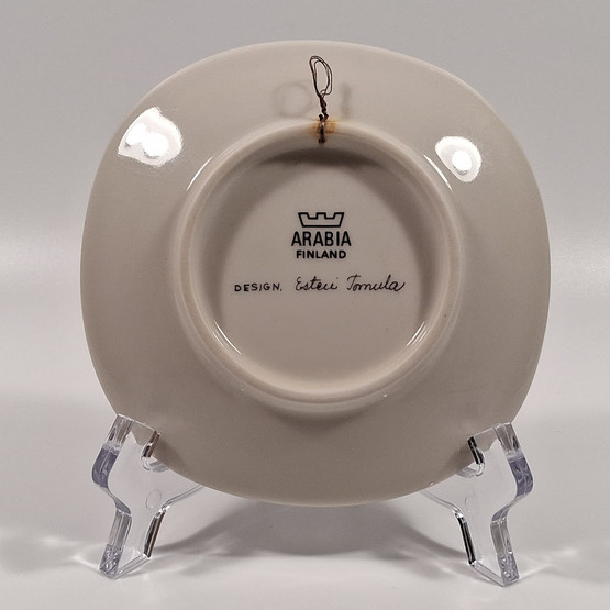 Seinälautanen, Mesimarja, Arabia, design Esteri Tomula