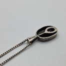 Kaulakoru, design Karl Laine, hopeaa
