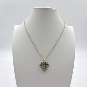 Kaulakoru, sydän, hopeaa