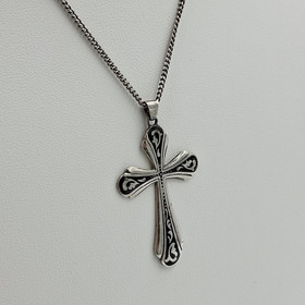 Kaulakoru, risti, hopeaa v. 1948