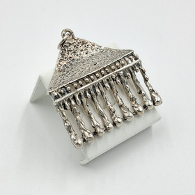 Riipus, Tammen Koru Ky, hopeaa