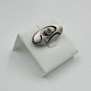 Rintakoru, design Karl Laine, hopeaa